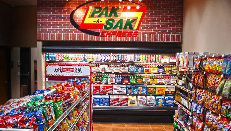 Casey's 收购得州连锁 Pak-A-Sak 旗下 24 家门店